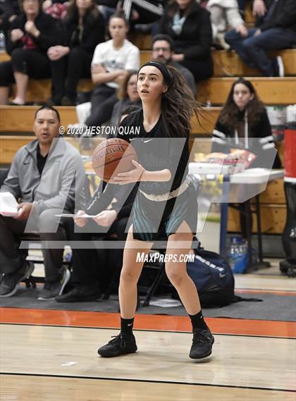 Thumbnail 3 in Huntington Beach vs. Aliso Niguel (CIF-SS D1 Playoff) photogallery.