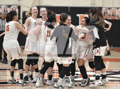 Thumbnail 2 in Huntington Beach vs. Aliso Niguel (CIF-SS D1 Playoff) photogallery.