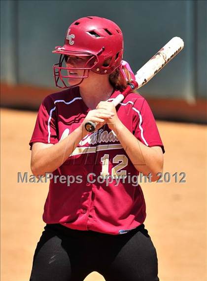 Thumbnail 2 in La Canada vs. Beaumont (CIF SS D5 Final) photogallery.