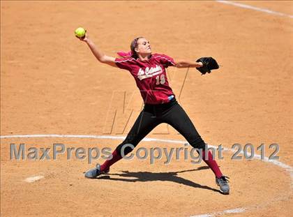 Thumbnail 1 in La Canada vs. Beaumont (CIF SS D5 Final) photogallery.