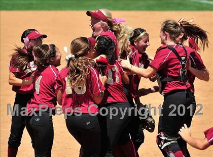 Thumbnail 1 in La Canada vs. Beaumont (CIF SS D5 Final) photogallery.