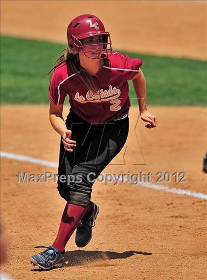 Thumbnail 2 in La Canada vs. Beaumont (CIF SS D5 Final) photogallery.