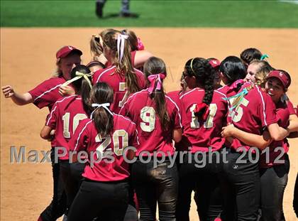 Thumbnail 3 in La Canada vs. Beaumont (CIF SS D5 Final) photogallery.