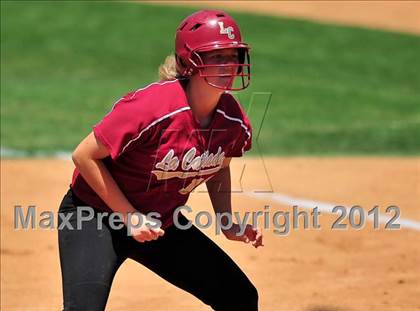 Thumbnail 2 in La Canada vs. Beaumont (CIF SS D5 Final) photogallery.