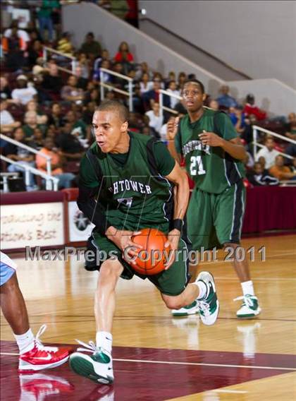 Thumbnail 1 in Fort Bend Hightower vs Madison [James] (UIL 5A Regional Semifinal) photogallery.