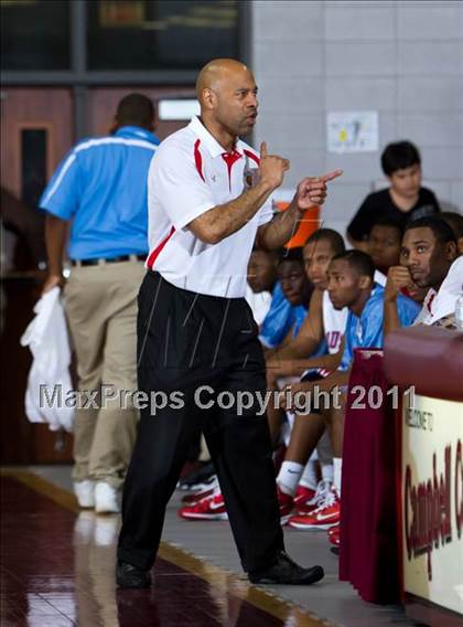 Thumbnail 2 in Fort Bend Hightower vs Madison [James] (UIL 5A Regional Semifinal) photogallery.