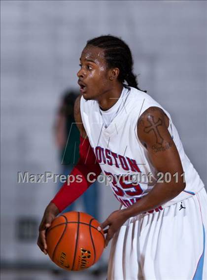 Thumbnail 2 in Fort Bend Hightower vs Madison [James] (UIL 5A Regional Semifinal) photogallery.