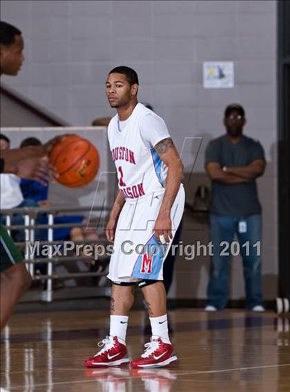 Thumbnail 2 in Fort Bend Hightower vs Madison [James] (UIL 5A Regional Semifinal) photogallery.