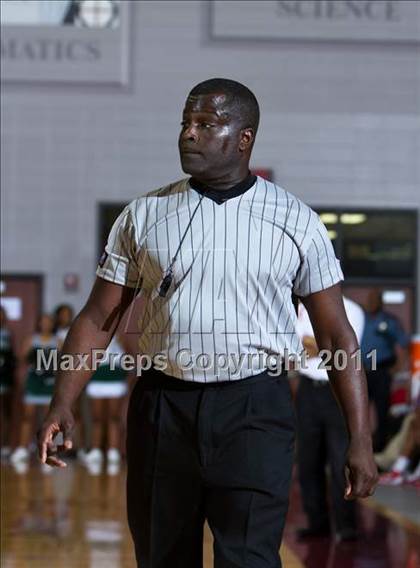 Thumbnail 1 in Fort Bend Hightower vs Madison [James] (UIL 5A Regional Semifinal) photogallery.