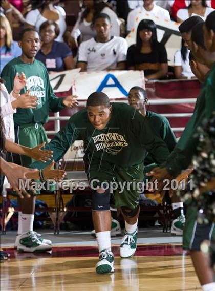 Thumbnail 2 in Fort Bend Hightower vs Madison [James] (UIL 5A Regional Semifinal) photogallery.