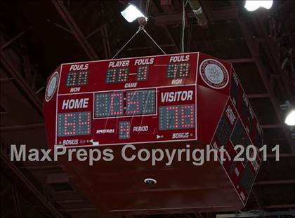 Thumbnail 1 in Fort Bend Hightower vs Madison [James] (UIL 5A Regional Semifinal) photogallery.