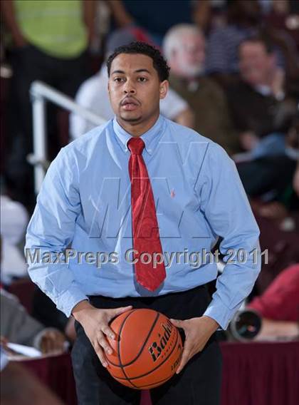 Thumbnail 2 in Fort Bend Hightower vs Madison [James] (UIL 5A Regional Semifinal) photogallery.