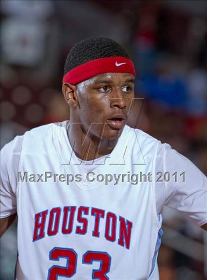 Thumbnail 2 in Fort Bend Hightower vs Madison [James] (UIL 5A Regional Semifinal) photogallery.