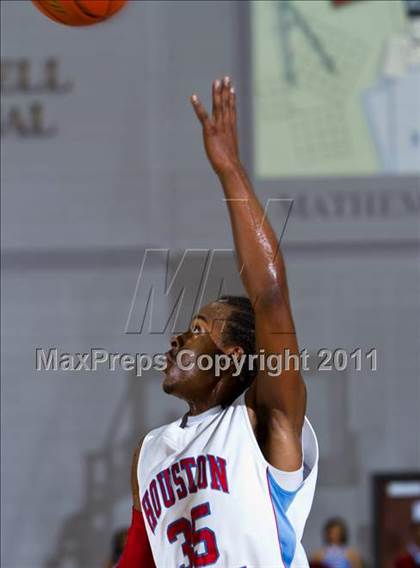 Thumbnail 3 in Fort Bend Hightower vs Madison [James] (UIL 5A Regional Semifinal) photogallery.