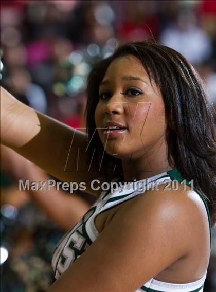Thumbnail 1 in Fort Bend Hightower vs Madison [James] (UIL 5A Regional Semifinal) photogallery.