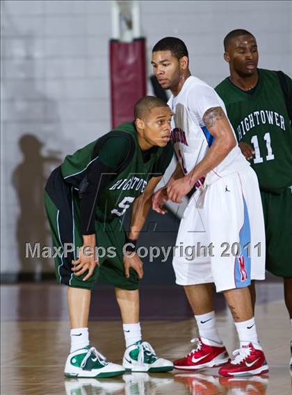 Thumbnail 3 in Fort Bend Hightower vs Madison [James] (UIL 5A Regional Semifinal) photogallery.