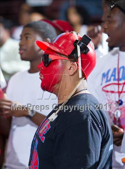Thumbnail 1 in Fort Bend Hightower vs Madison [James] (UIL 5A Regional Semifinal) photogallery.