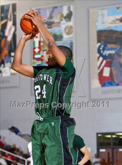 Thumbnail 3 in Fort Bend Hightower vs Madison [James] (UIL 5A Regional Semifinal) photogallery.
