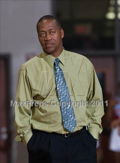 Thumbnail 3 in Fort Bend Hightower vs Madison [James] (UIL 5A Regional Semifinal) photogallery.