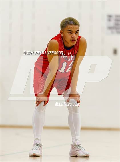 Thumbnail 2 in Eaglecrest vs. Fountain-Fort Carson (CHSAA 5A Round 1) photogallery.