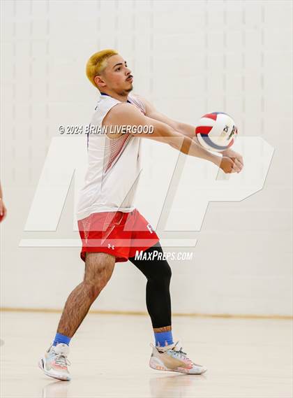 Thumbnail 1 in Eaglecrest vs. Fountain-Fort Carson (CHSAA 5A Round 1) photogallery.