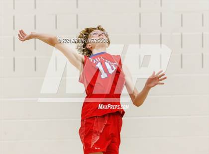 Thumbnail 1 in Eaglecrest vs. Fountain-Fort Carson (CHSAA 5A Round 1) photogallery.
