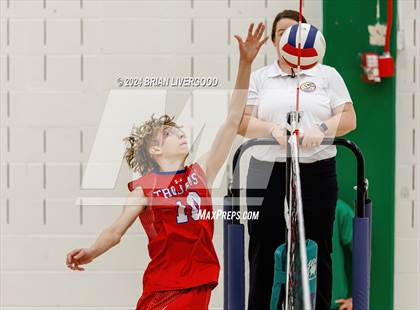 Thumbnail 2 in Eaglecrest vs. Fountain-Fort Carson (CHSAA 5A Round 1) photogallery.