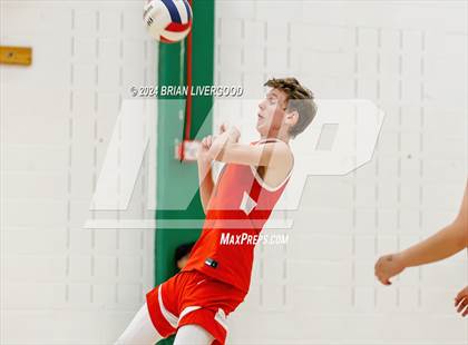 Thumbnail 3 in Eaglecrest vs. Fountain-Fort Carson (CHSAA 5A Round 1) photogallery.