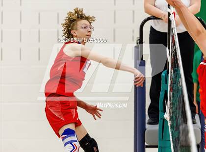 Thumbnail 2 in Eaglecrest vs. Fountain-Fort Carson (CHSAA 5A Round 1) photogallery.