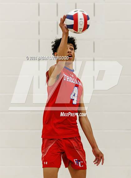 Thumbnail 3 in Eaglecrest vs. Fountain-Fort Carson (CHSAA 5A Round 1) photogallery.