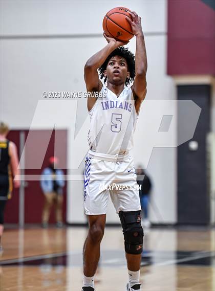 Thumbnail 3 in Timpson vs. Douglass (Holiday Hoops Classic) photogallery.