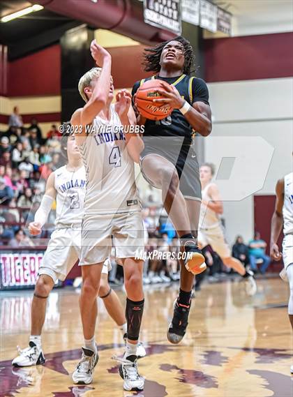 Thumbnail 2 in Timpson vs. Douglass (Holiday Hoops Classic) photogallery.