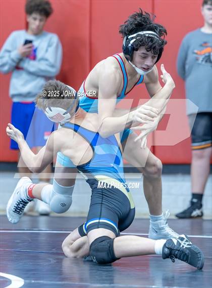 Thumbnail 3 in Lovelock Mustangs Tournament (126lbs) photogallery.