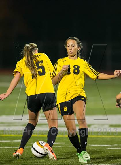 Thumbnail 2 in Woodinville vs. Inglemoor photogallery.