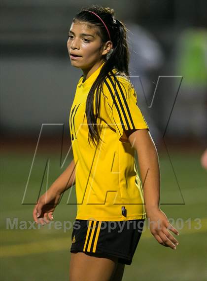 Thumbnail 3 in Woodinville vs. Inglemoor photogallery.
