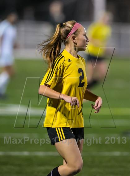 Thumbnail 1 in Woodinville vs. Inglemoor photogallery.