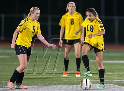 Thumbnail 2 in Woodinville vs. Inglemoor photogallery.