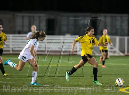 Thumbnail 1 in Woodinville vs. Inglemoor photogallery.