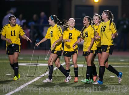 Thumbnail 3 in Woodinville vs. Inglemoor photogallery.