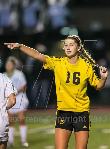 Thumbnail 2 in Woodinville vs. Inglemoor photogallery.