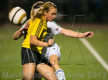 Thumbnail 2 in Woodinville vs. Inglemoor photogallery.