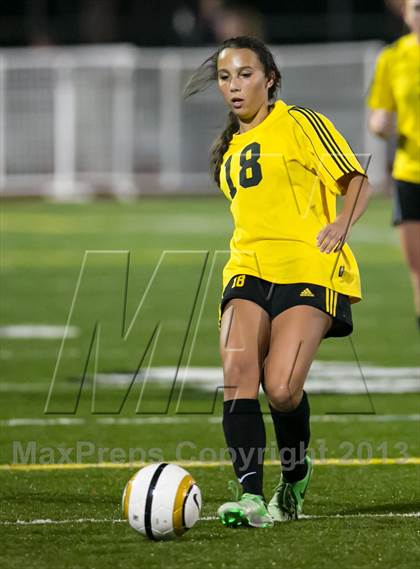 Thumbnail 2 in Woodinville vs. Inglemoor photogallery.