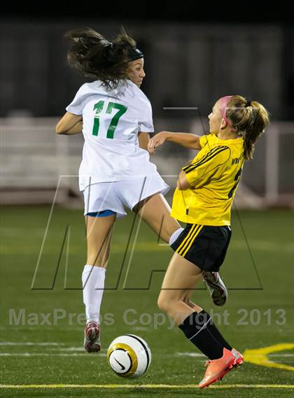 Thumbnail 2 in Woodinville vs. Inglemoor photogallery.