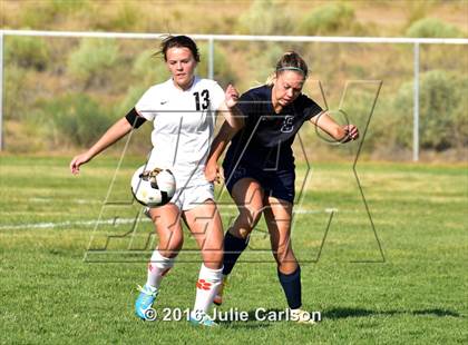 Thumbnail 1 in Aztec vs Piedra Vista (Aztec Invitational)  photogallery.