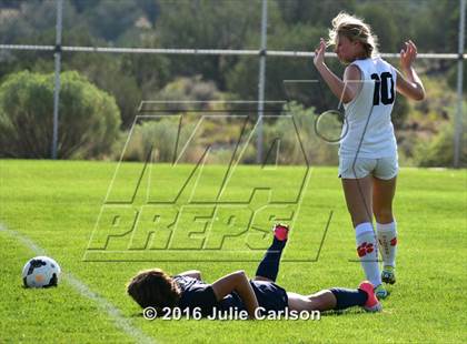 Thumbnail 3 in Aztec vs Piedra Vista (Aztec Invitational)  photogallery.