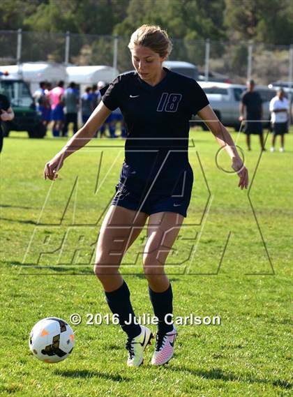 Thumbnail 2 in Aztec vs Piedra Vista (Aztec Invitational)  photogallery.