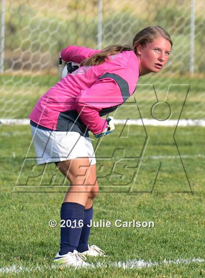 Thumbnail 2 in Aztec vs Piedra Vista (Aztec Invitational)  photogallery.