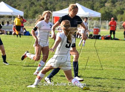 Thumbnail 2 in Aztec vs Piedra Vista (Aztec Invitational)  photogallery.
