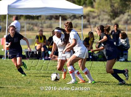 Thumbnail 1 in Aztec vs Piedra Vista (Aztec Invitational)  photogallery.