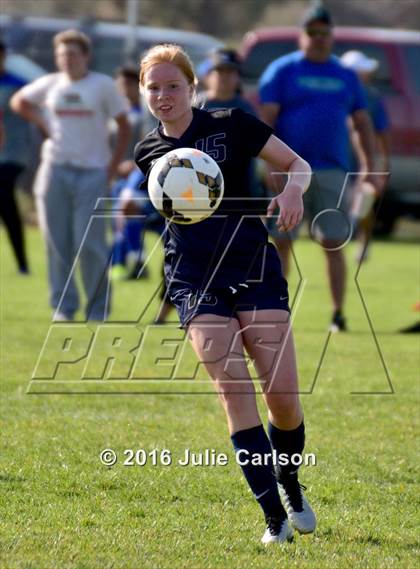 Thumbnail 3 in Aztec vs Piedra Vista (Aztec Invitational)  photogallery.